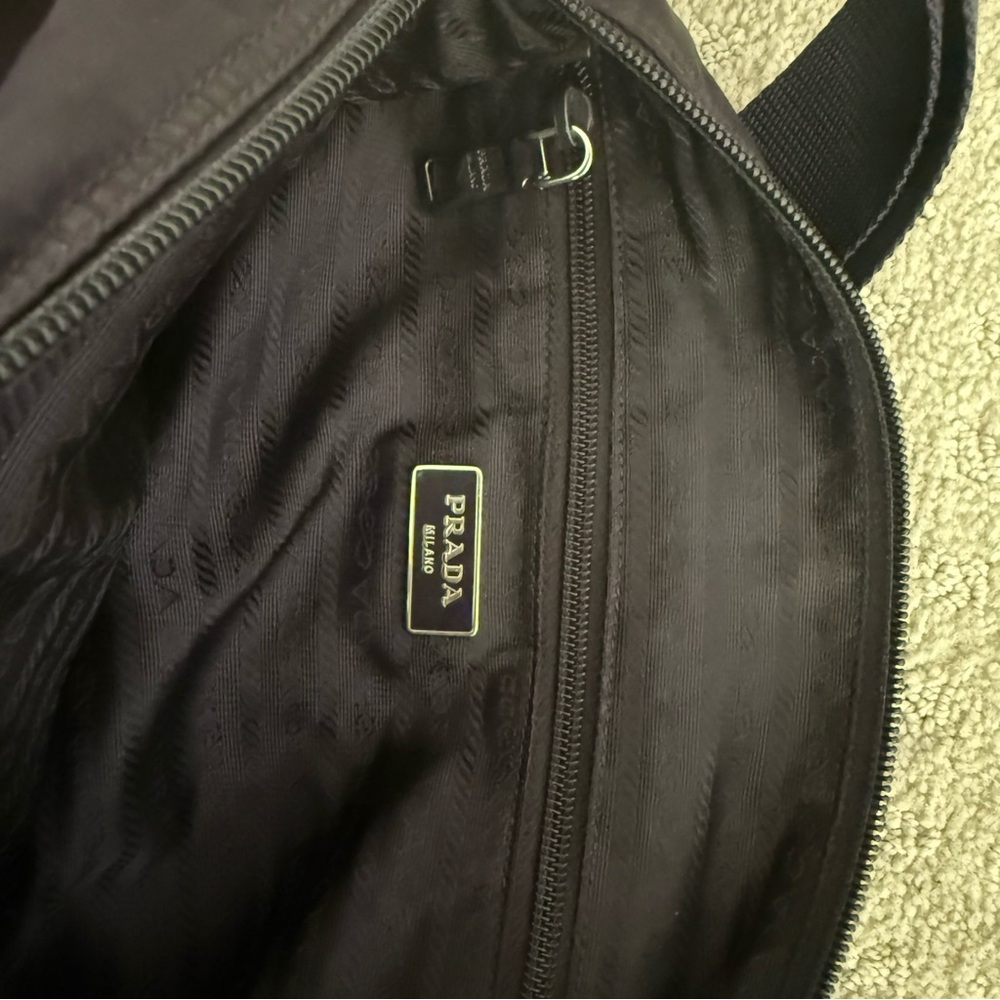 💯 Authentic Prada Dark Purple Nylon Crossbody Bag - Picture 6 of 8